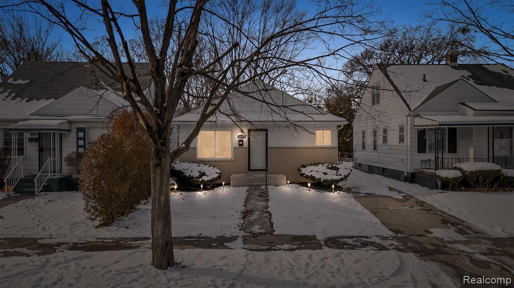 6415 Plainview Avenue, Detroit, MI 48228 — front exterior