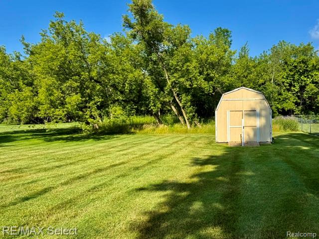 7066 Sharp Road, Swartz Creek, MI 48473 — Photo 19