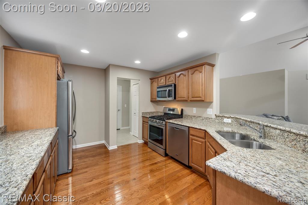 40548 Lenox Park Drive, Novi, MI 48377 — Photo 15