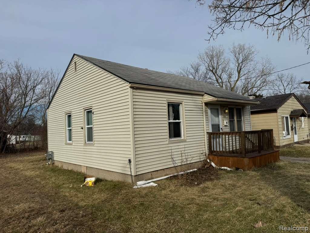 518 W Ruth Avenue, Flint, MI 48505 — Photo 3