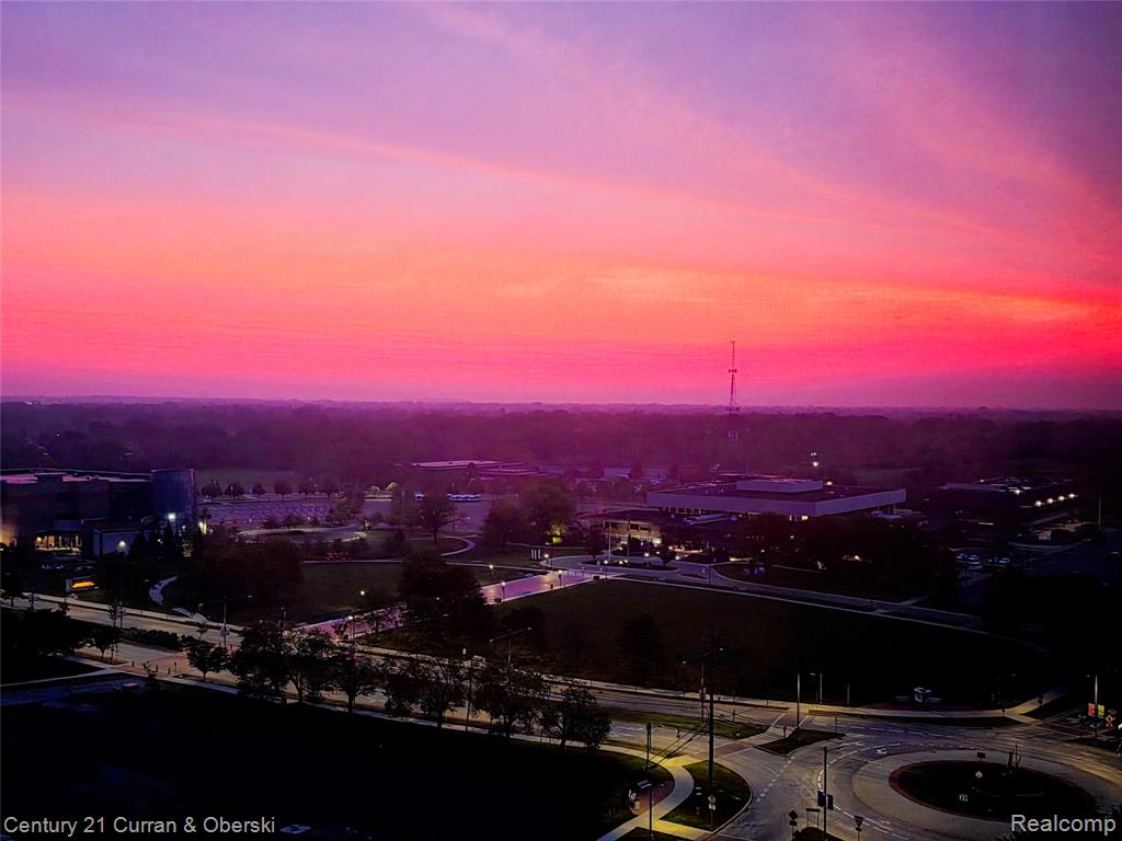 5000 Town Center, 1606, Southfield, MI 48075 — Photo 3