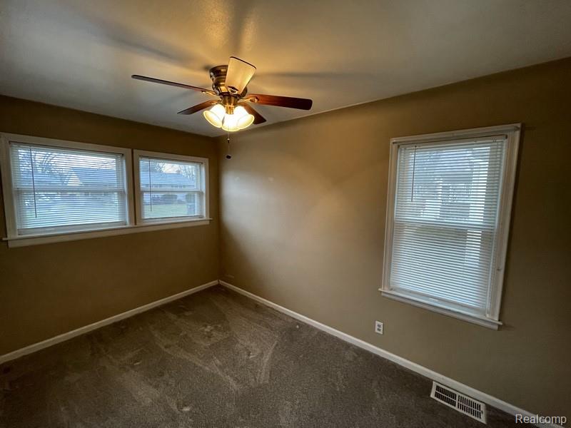 832 BAYFIELD Street, Lake Orion, MI 48362 — Photo 9