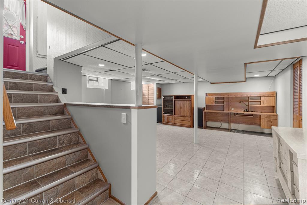 7146 Luana Avenue, Allen Park, MI 48101 — Photo 23