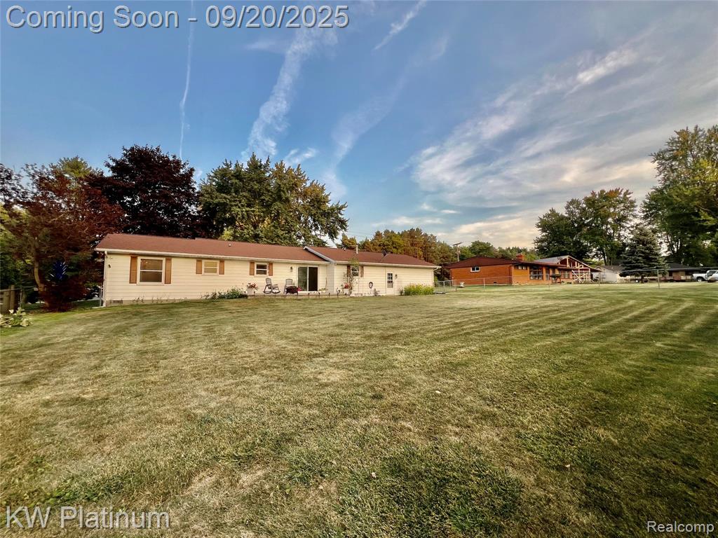 3551 STRAWBERRY Lane, Port Huron, MI 48060 — Photo 28