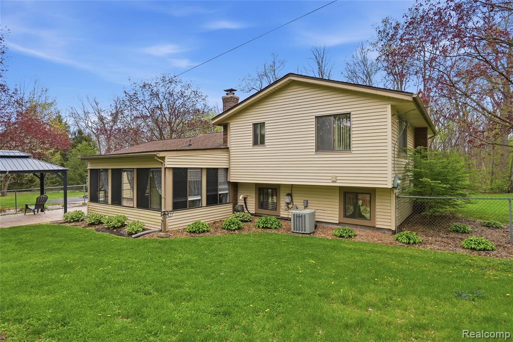 1525 E Dawson Road, Milford, MI 48381 — Photo 50