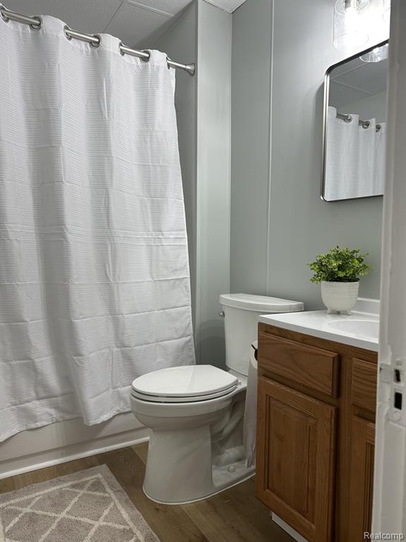 2184 E Schumacher Avenue, Burton, MI 48529 — Photo 13