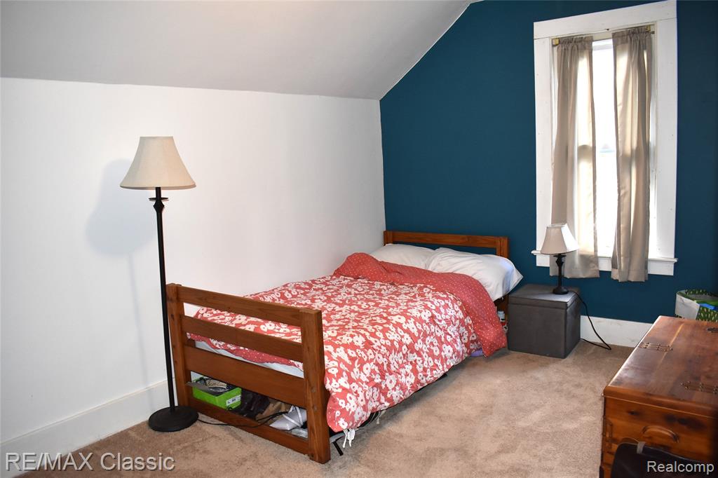 135 Park Avenue, Holly, MI 48442 — Photo 22