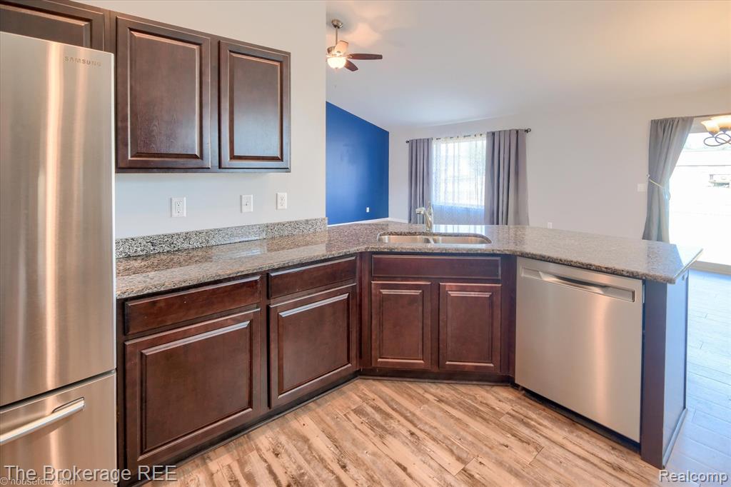 1437 Pondview Drive, Davison, MI 48423 — Photo 19