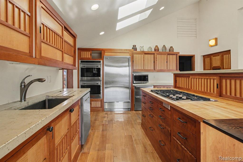 2501 Doleman Drive, West Bloomfield, MI 48324 — Photo 30