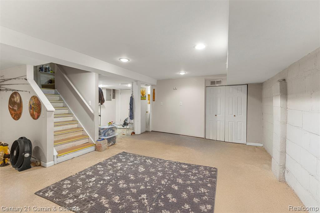1827 Cleophus Pkwy, Lincoln Park, MI 48146 — Photo 18