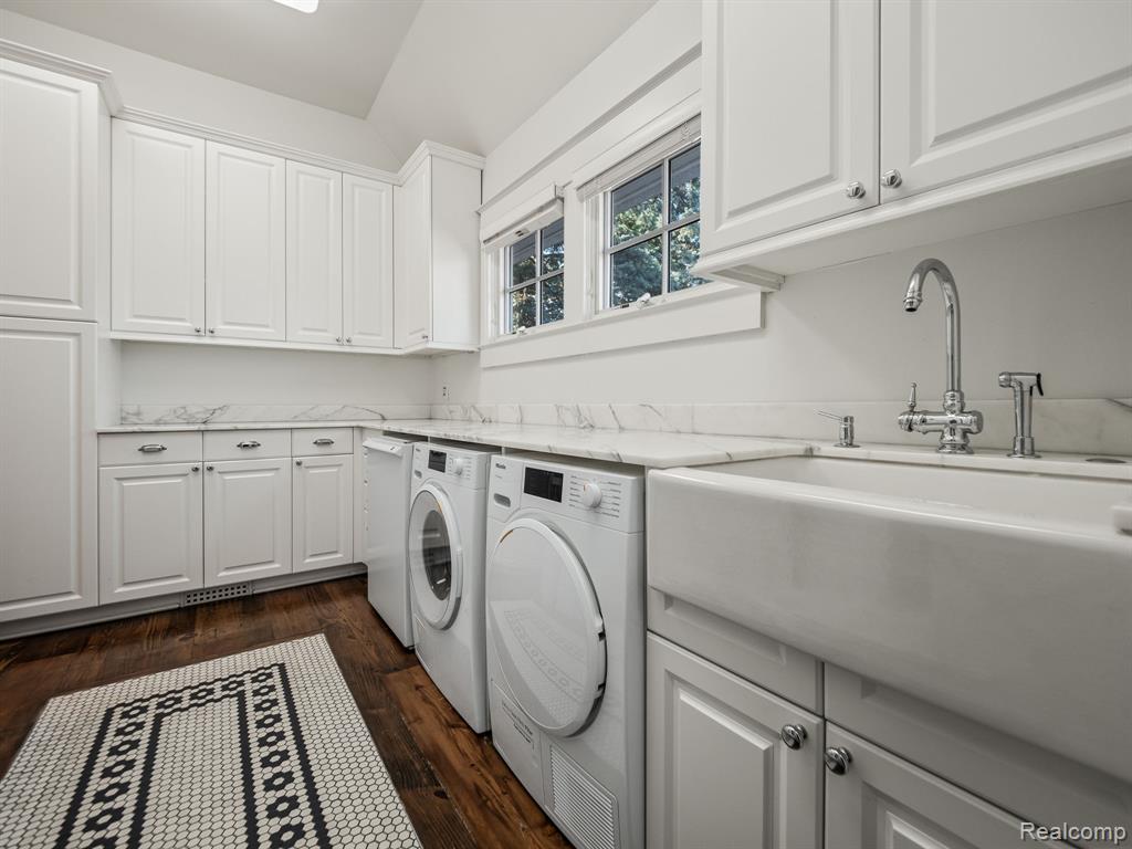 945 Henrietta Street, Birmingham, MI 48009 — Photo 28
