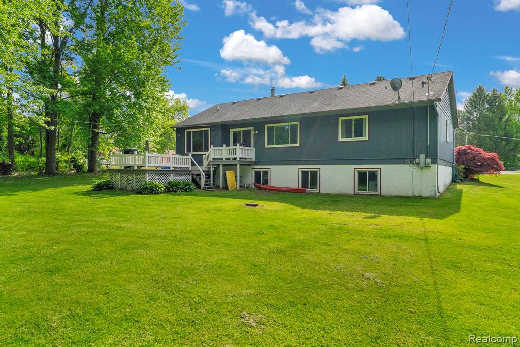 3176 Yorkshire Drive, Port Huron, MI 48060 — Photo 44