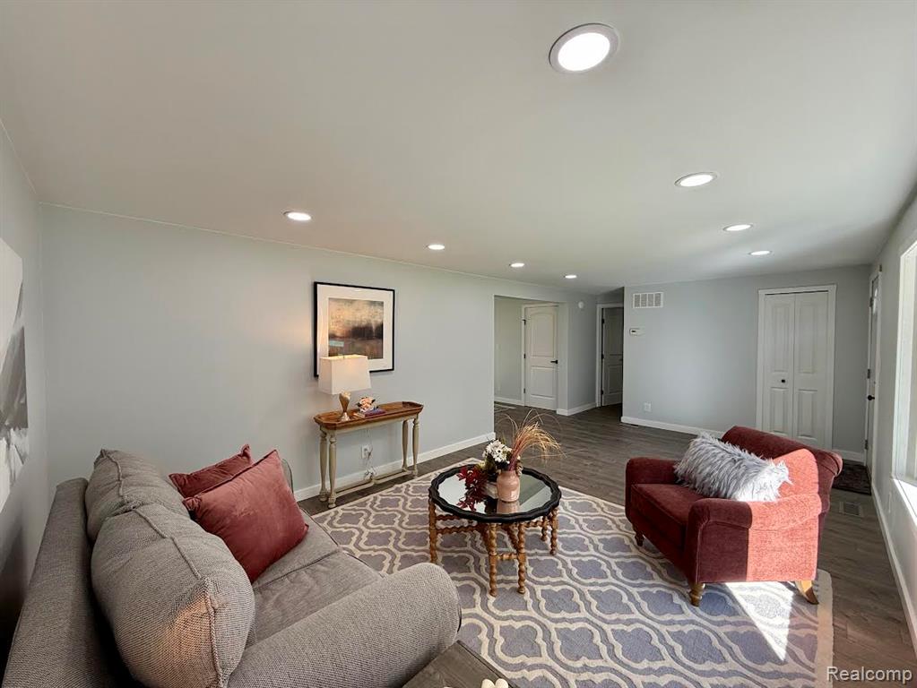 840 Laird Street, Lake Orion, MI 48362 — Photo 17