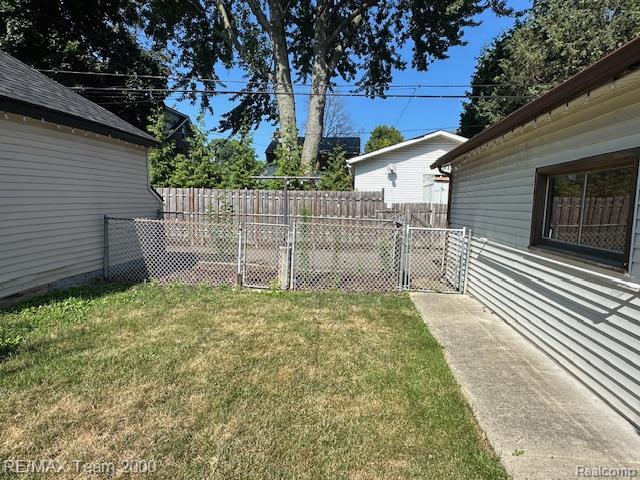 1032 Beaconsfield Avenue, Grosse Pointe Park, MI 48230 — Photo 4