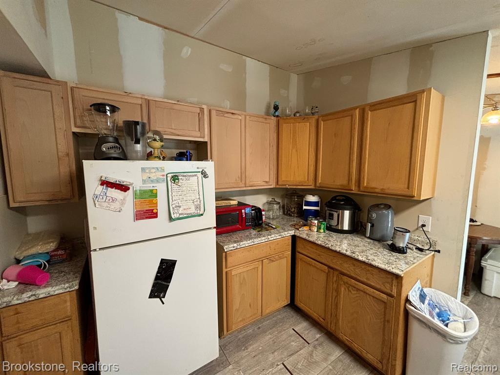 429 HASTINGS Street, Holly, MI 48442 — Photo 12