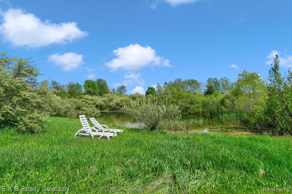 2864 N BLACKS CORNERS Road, Imlay City, MI 48444 — Photo 38
