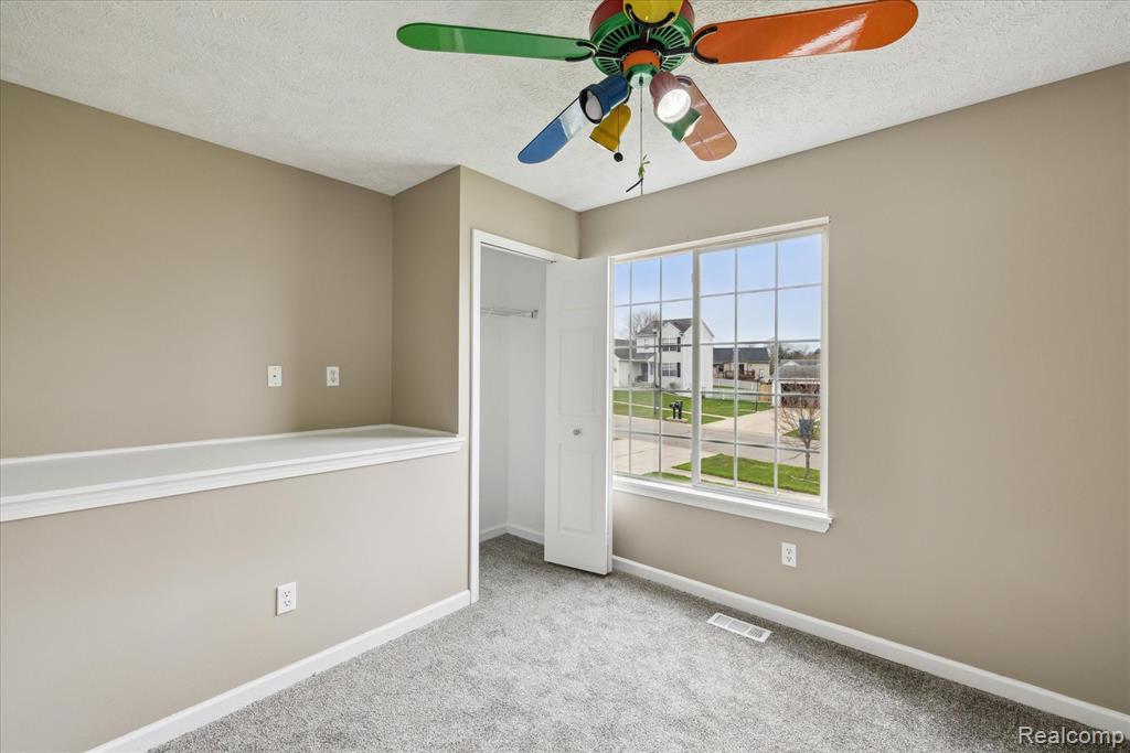 684 HAYSTACK Drive, Linden, MI 48451 — Photo 16