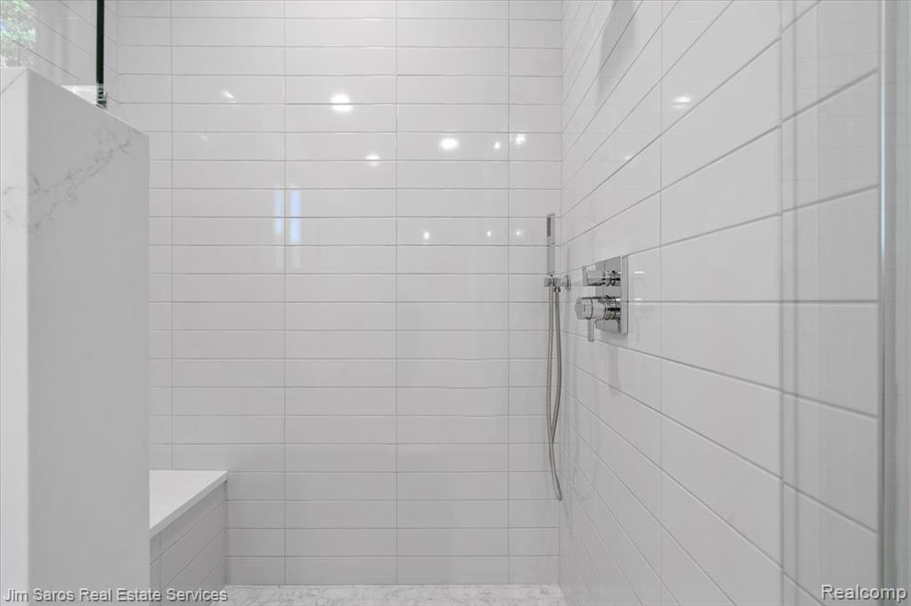 22676 Bayview Drive, Saint Clair Shores, MI 48081 — Photo 26