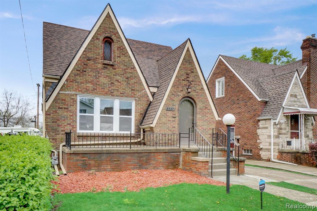 8327 INDIANA Street, Detroit, MI 48204 — Photo 4