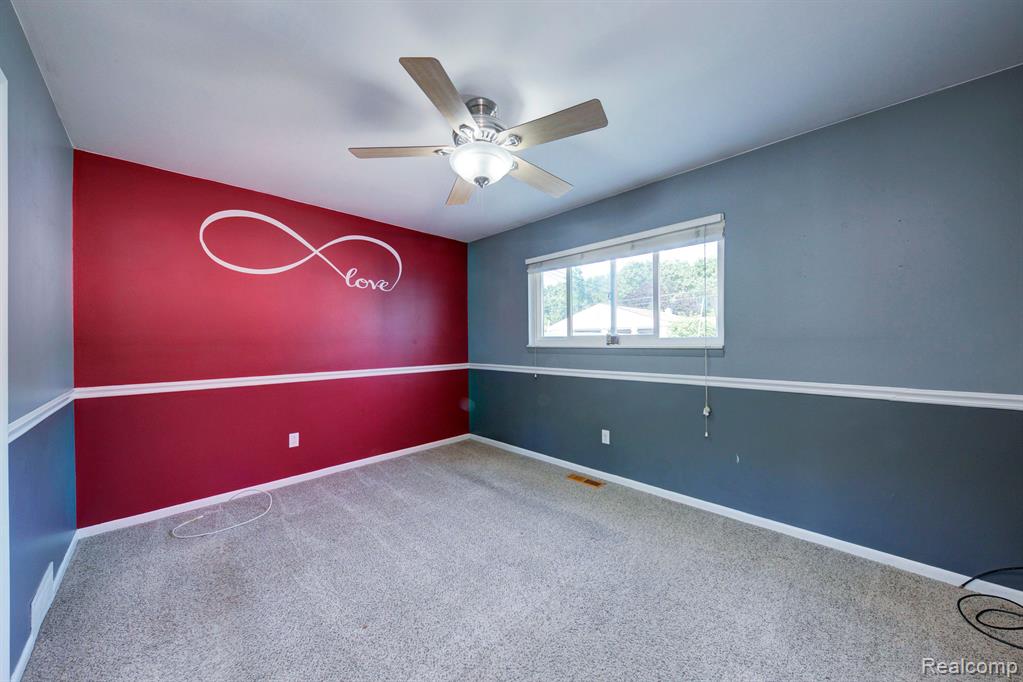 8246 FORREST Drive, Canton, MI 48187 — Photo 14