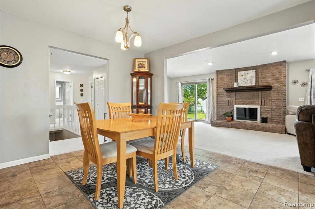 42393 Royal Lane, Clinton Twp, MI 48038 — Photo 10
