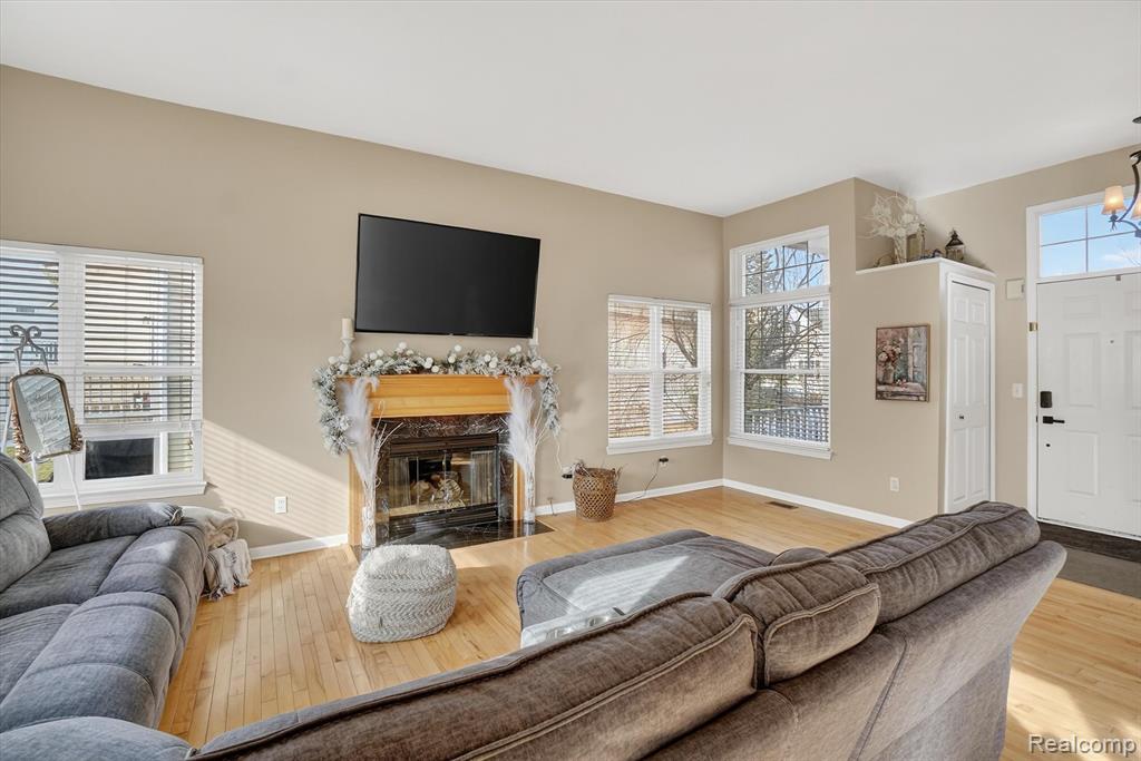 1137 Hudson Drive, Howell, MI 48843 — Photo 6
