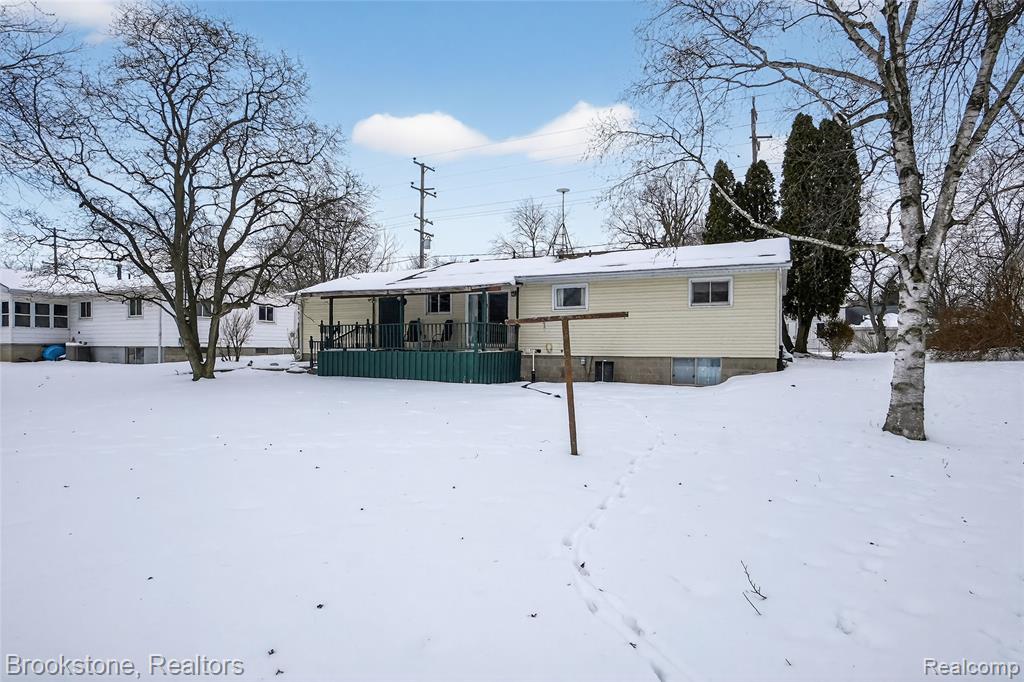 300 N Kibbee Street, MI 48879 — Photo 40