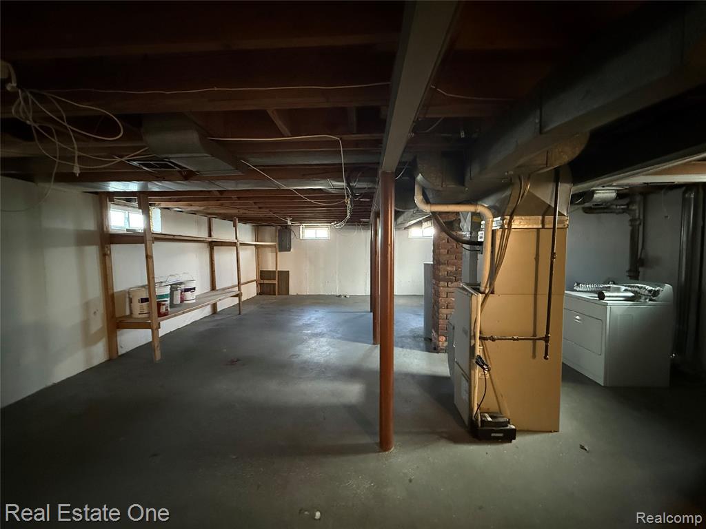 6991 Colonial Street, Dearborn Heights, MI 48127 — Photo 10