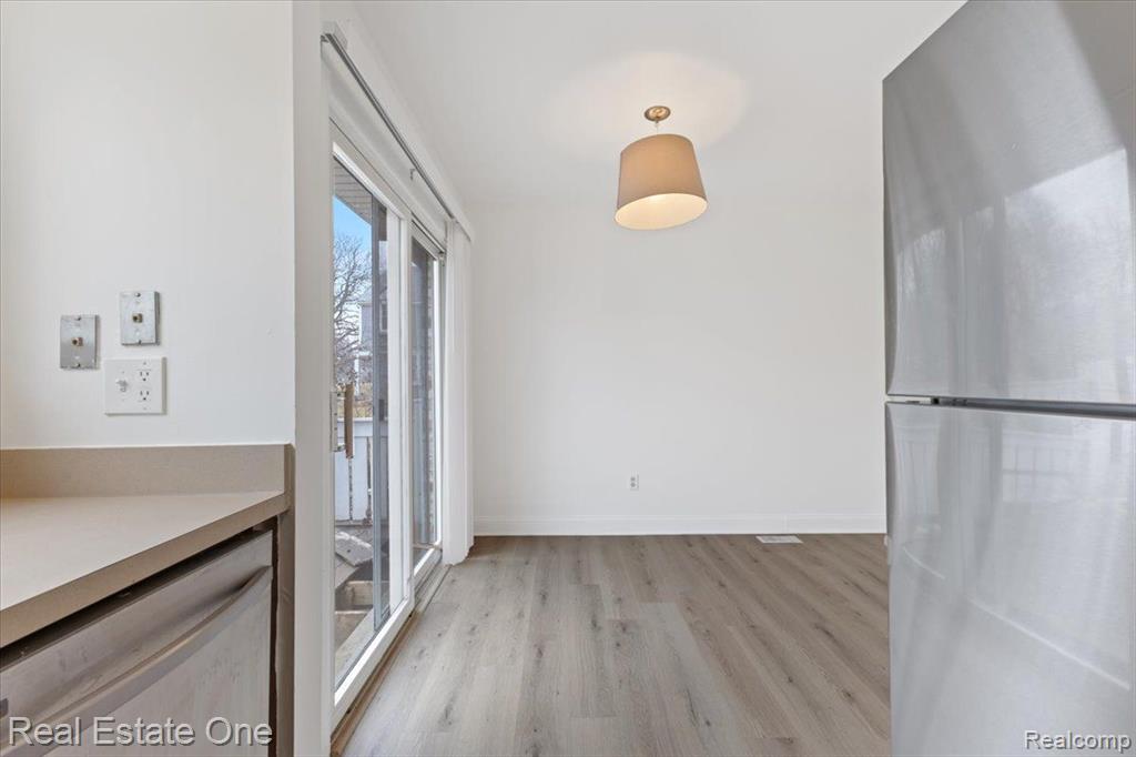 2816 BOMBRIDGE, Ann Arbor, MI 48104 — Photo 9