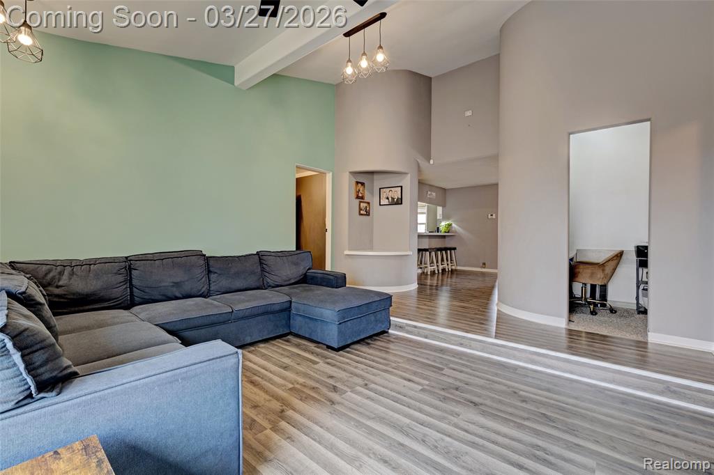 4009 Airport Road, Waterford, MI 48329 — Photo 15