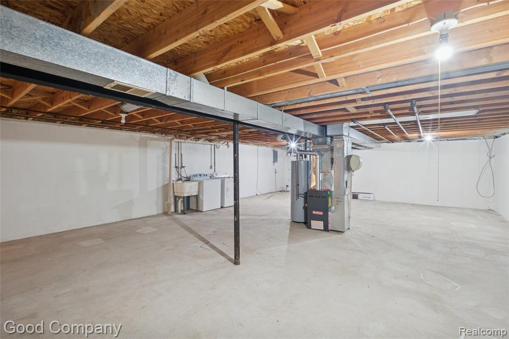 9200 North Drive, Saint Clair Shores, MI 48082 — Photo 19