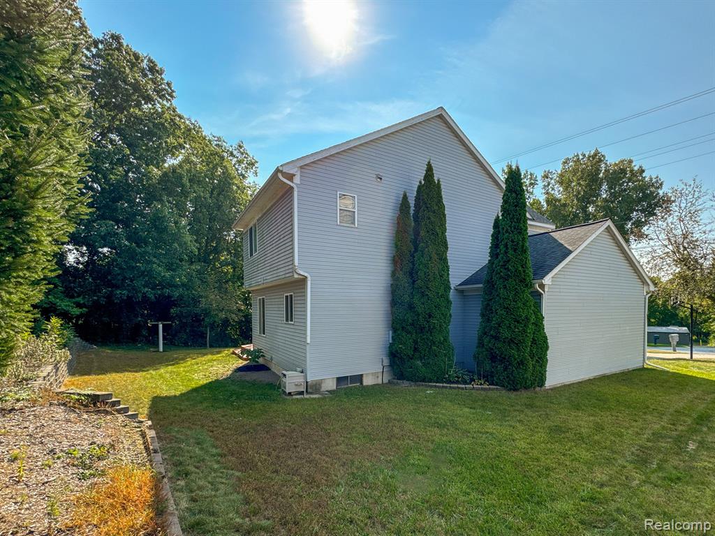 600 Akram, Oxford, MI 48371 — Photo 31