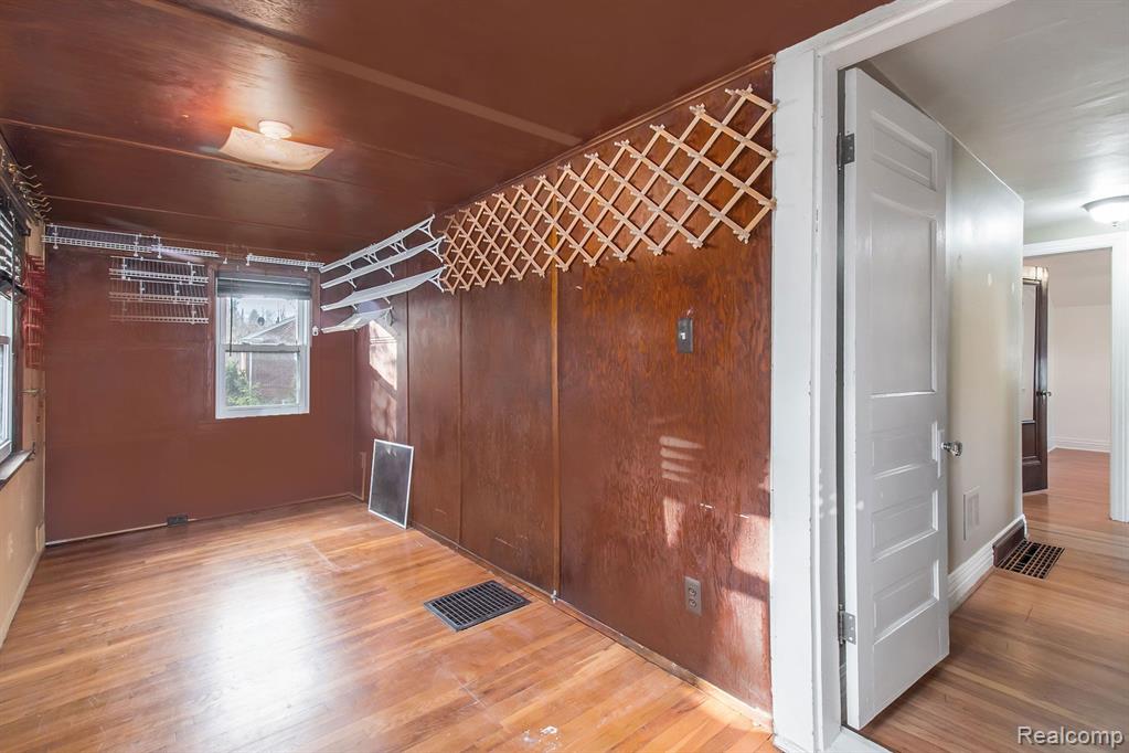 5 WENONAH Drive, Pontiac, MI 48341 — Photo 15