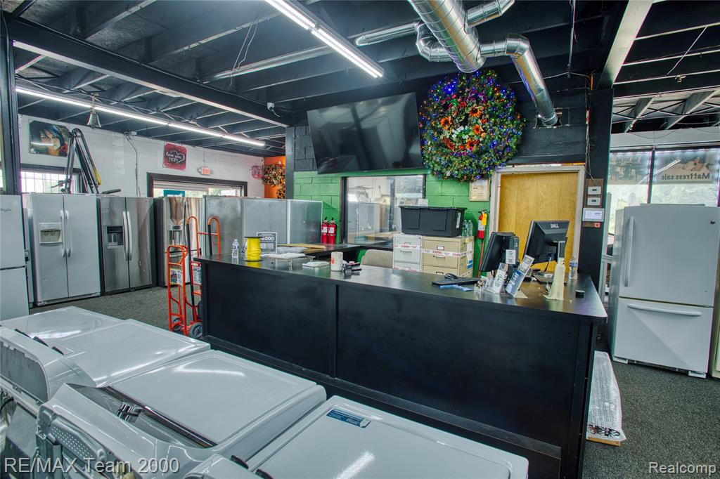 22140 W 7 Mile Road, Detroit, MI 48219 — Photo 8