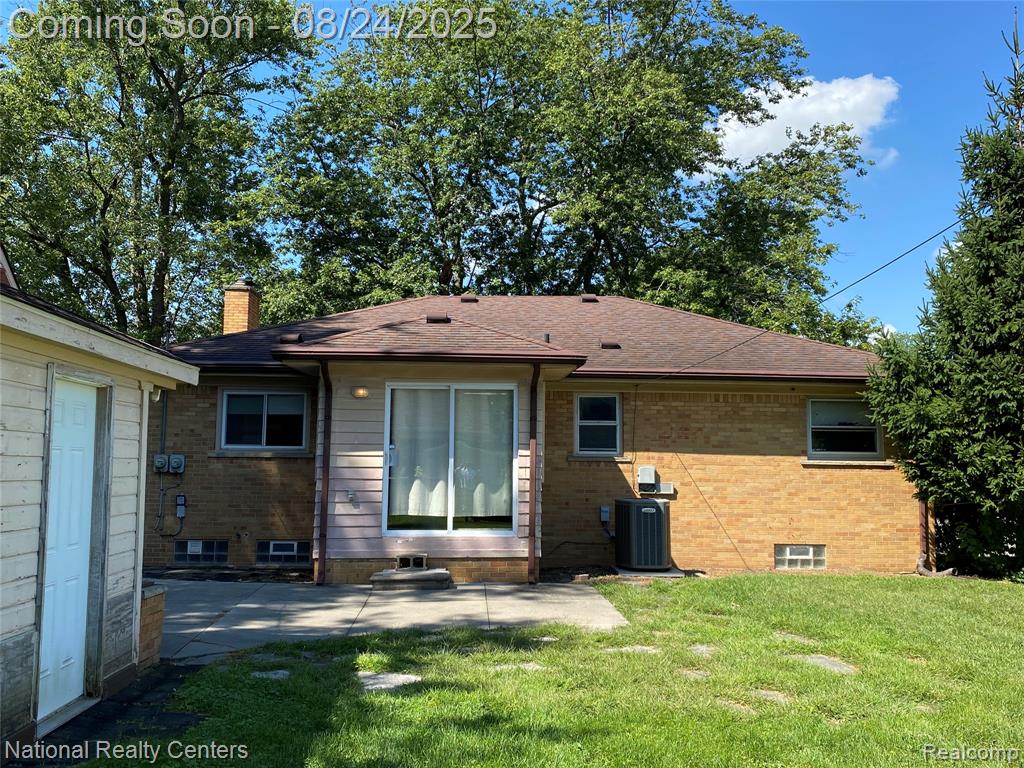 7288 Kingsbury Street, Dearborn Heights, MI 48127 — Photo 26
