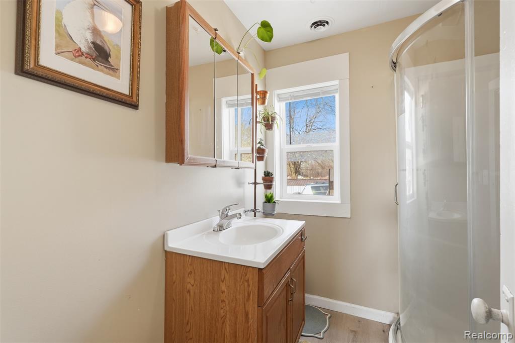 2335 Holmes Road, Ypsilanti, MI 48198 — Photo 15