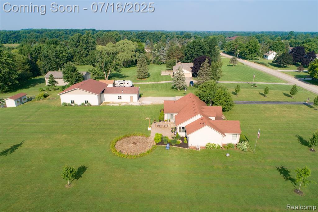 7366 E Maple Avenue, Grand Blanc, MI 48439 — Photo 3