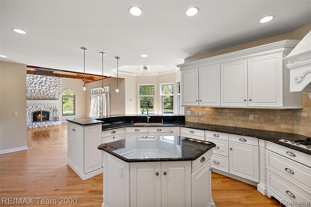 630 Sheldon Court, Rochester, MI 48306 — Photo 27
