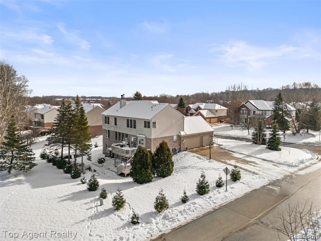 668 Berridge Circle, Lake Orion, MI — Photo 57