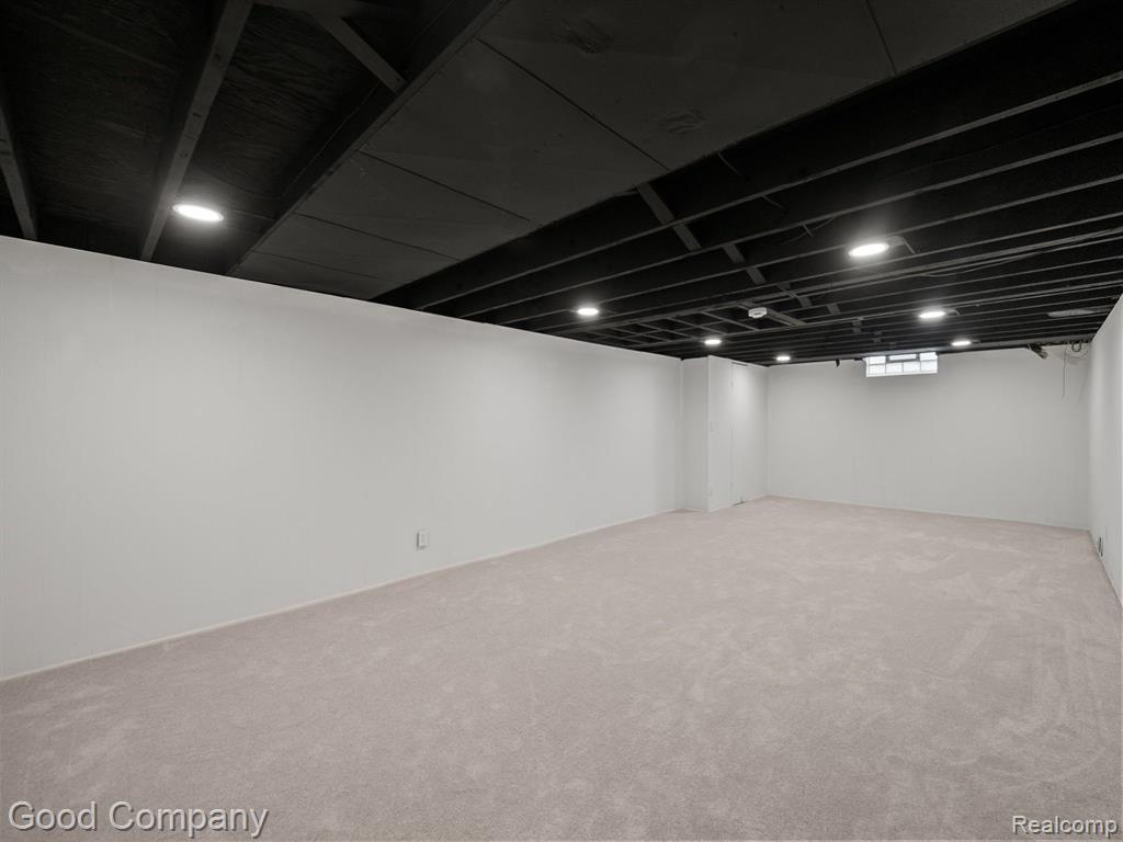 16979 MARGUERITE Street, Beverly Hills, MI 48025 — Photo 21