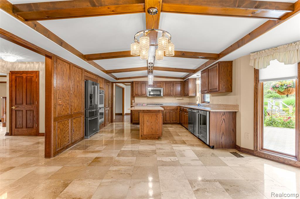 48367 Lake Valley Drive, Shelby Twp, MI 48317 — Photo 18