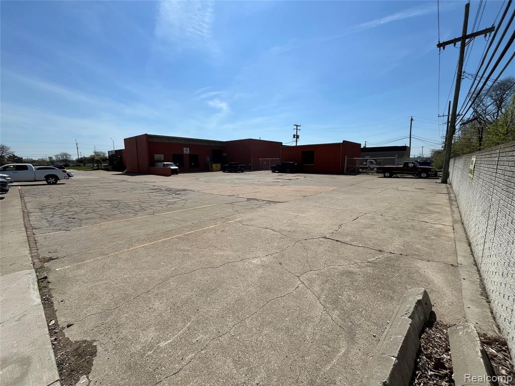 30549 Stephenson Highway, Madison Heights, MI 48071 — Photo 41