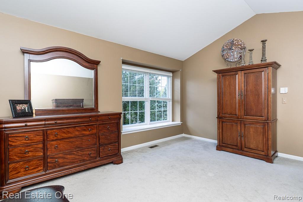 4595 Dunbar Court, Rochester, MI 48306 — Photo 24