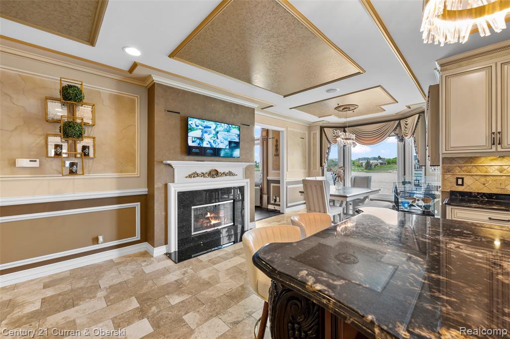18091 Peninsula Way, Northville, MI 48168 — Photo 17