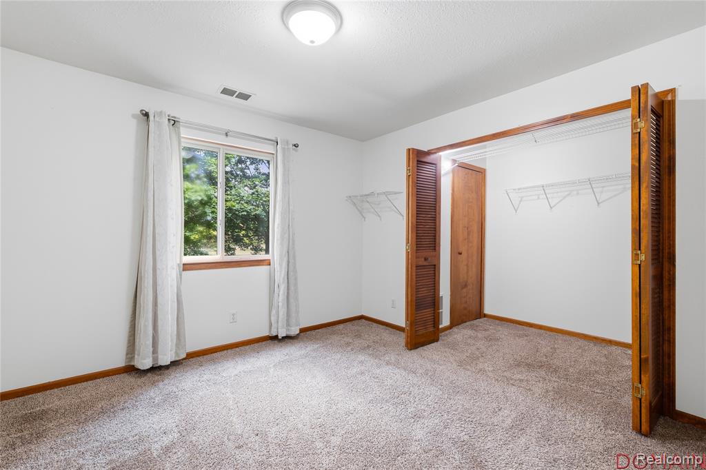 2224 Touchdown Court, 2, Ypsilanti, MI 48197 — Photo 17