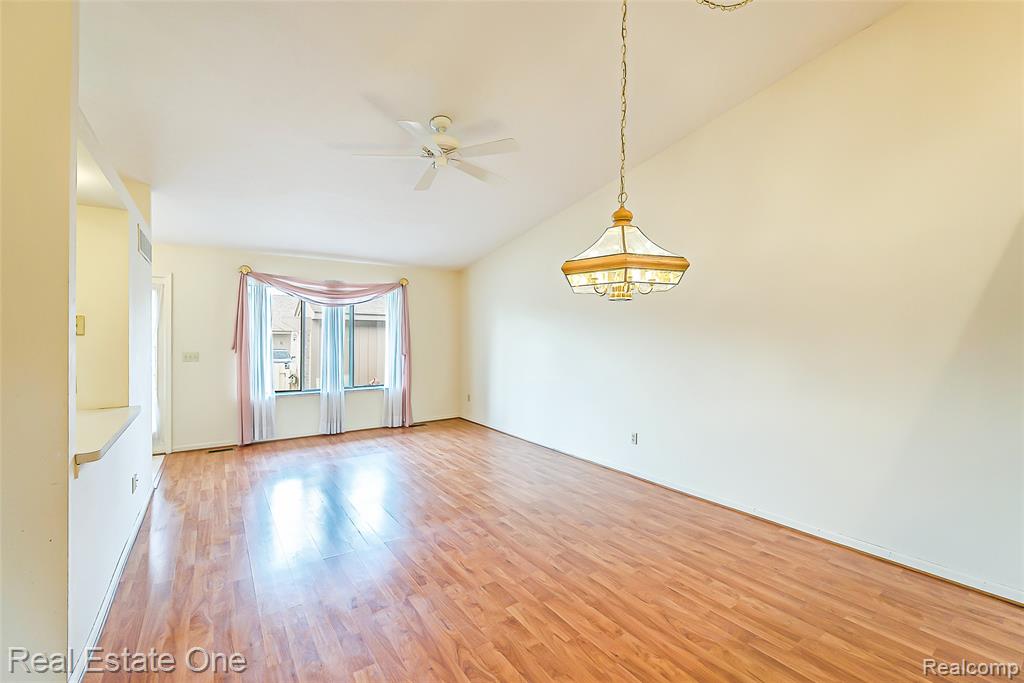 62360 Arlington Circle, 2, South Lyon, MI 48178 — Photo 12