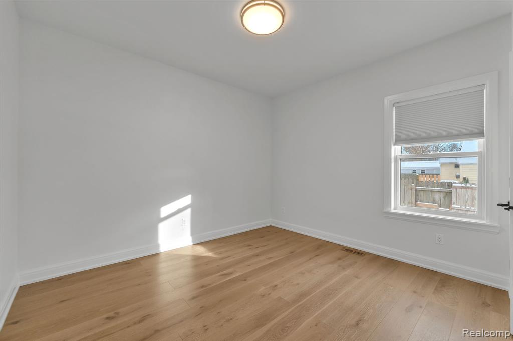22664 Colgate Street, Farmington, MI 48336 — Photo 22