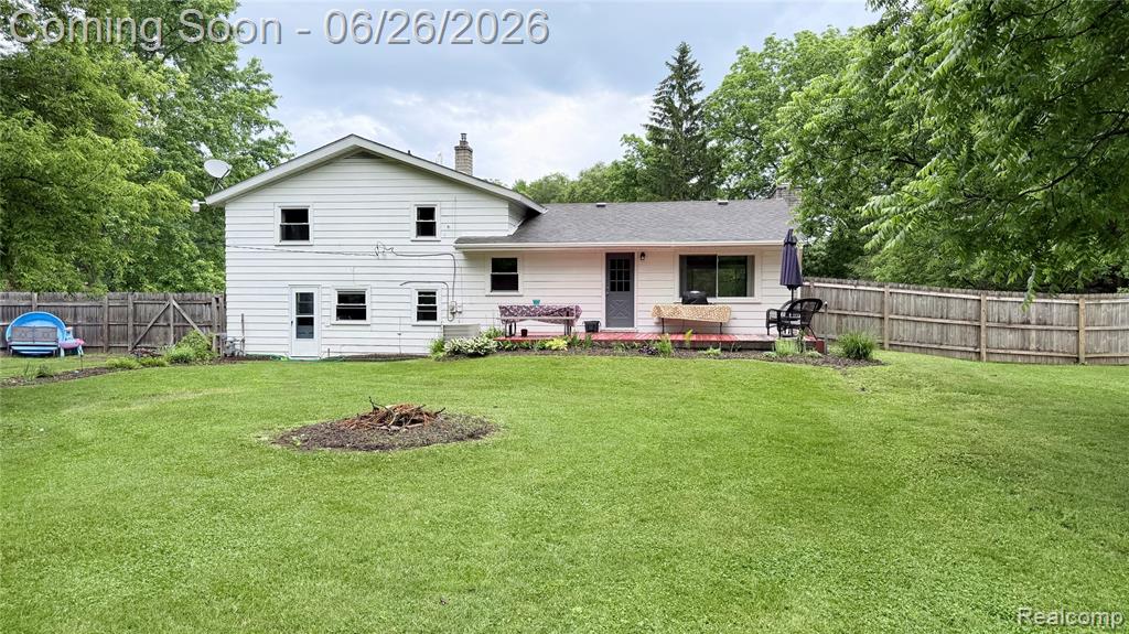 3555 Wilson Drive, Fort Gratiot, MI 48059 — Photo 24