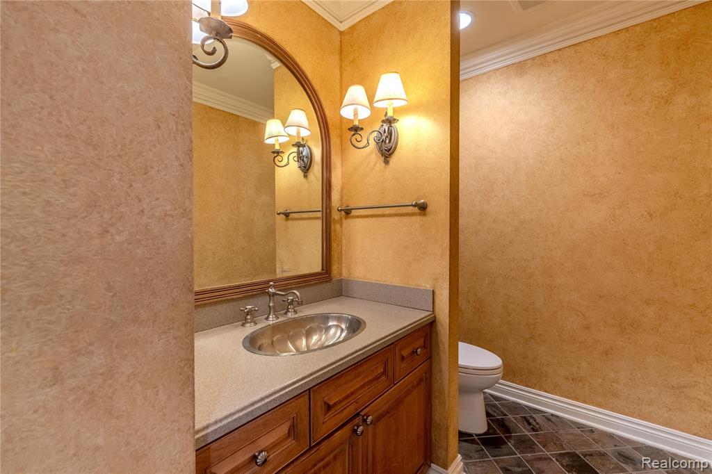 591 Rudgate Road, Bloomfield Hills, MI 48304 — Photo 23
