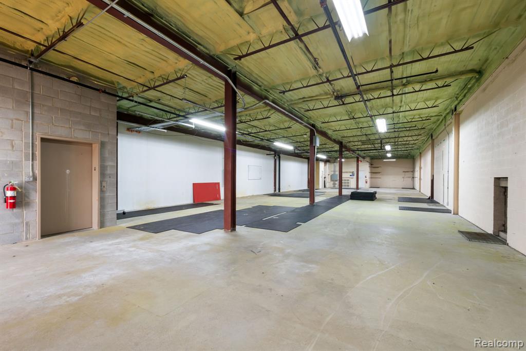 23208 GreaterMack Avenue, Saint Clair Shores, MI 48080